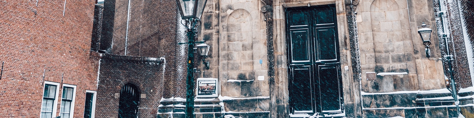 Urban LinkedIn Cover Photo with Looks Like A Scene From Harry Potter